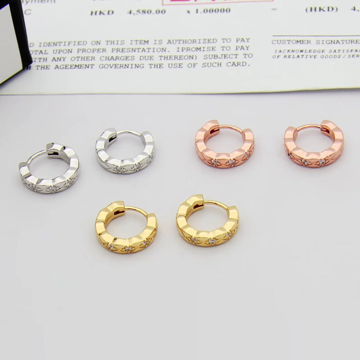 CEM197  New Single-row Drill Stud Earring Designer 18K Gold Stud Earring  Women  Love Promise Jewelry