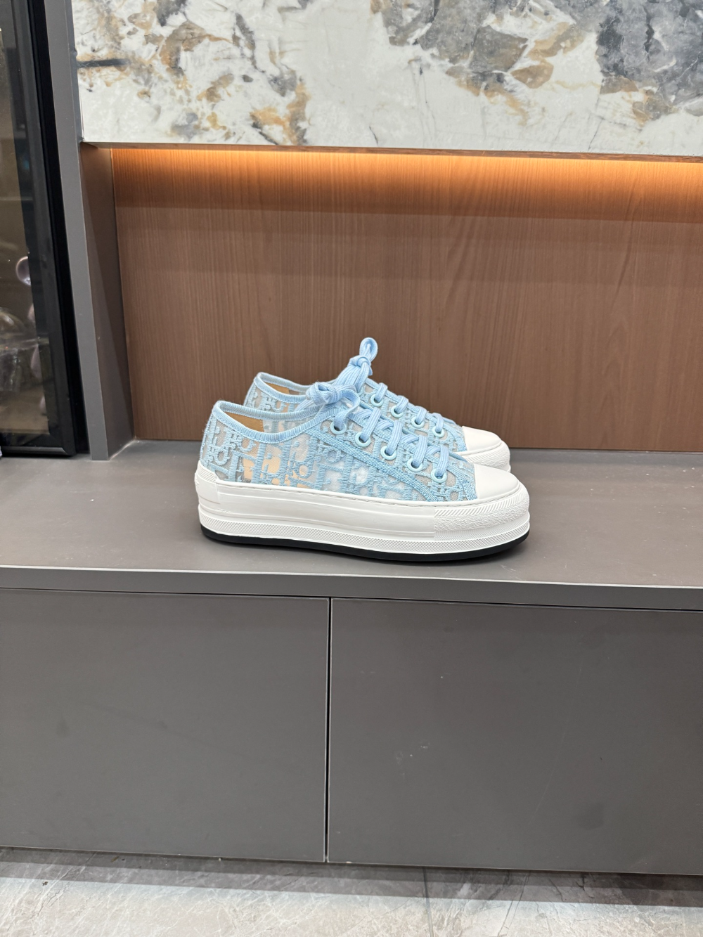 DEM319 New arrive classic fashion black blue beige color  shose for woman lover shose color  beautiful gift to choose Thickness 4.5 CM