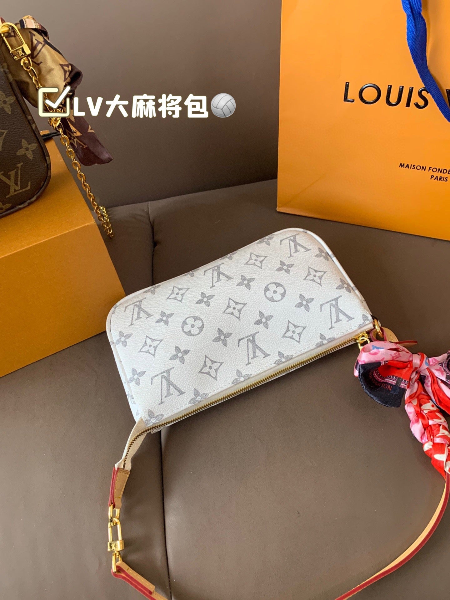 LEM314 New Arrive Hot Sale Black white design  Fashion wallet Bag It Come with Box 22*12cm