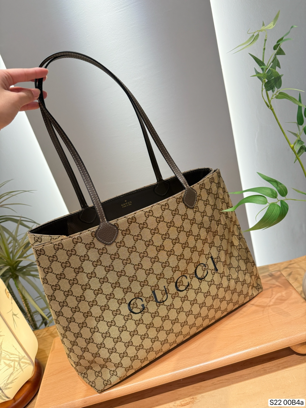 GEM261 New arrive fashion black grey khaki light brown bag for woman hands bag beautiful gift to choose gift  41*32cm