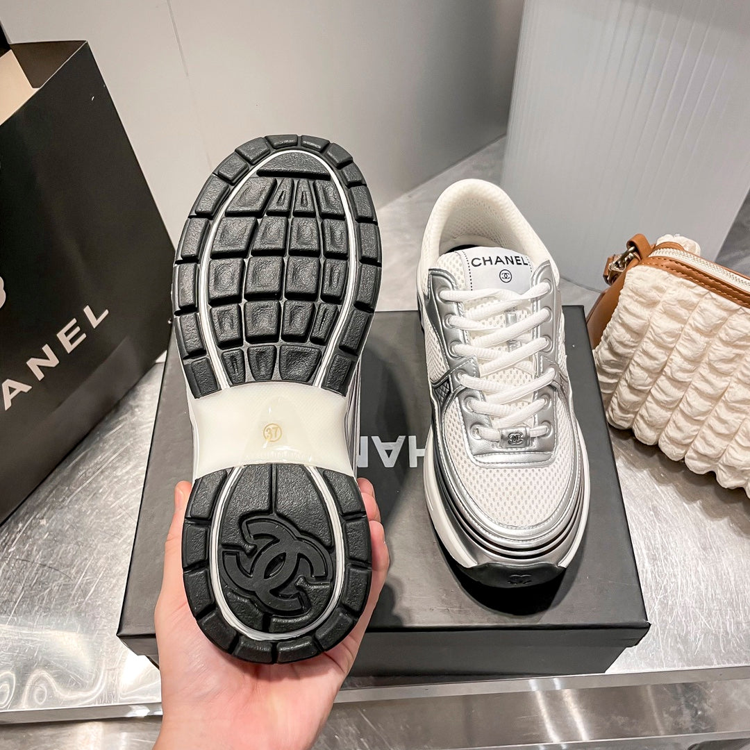 CEM230 New arrive fashion gold and white shose for woman men beautiful gift to choose gift