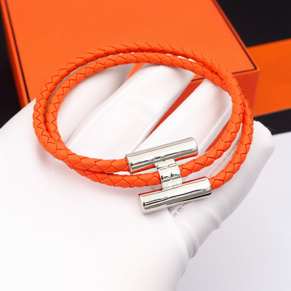 HEM115 New trendy open-style bracelet - metal letter wristband - women's couple accessory
