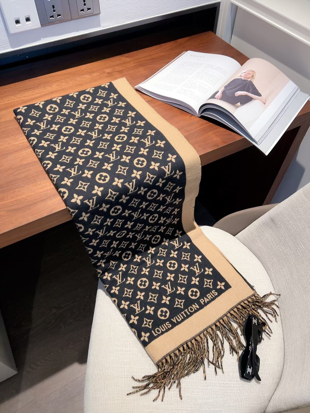 LEM294 luxury Designer Cashmere Scarf Winter Women Long Scarf Quality Headband Fashion Men brand Scarves Classic Printed Check Big Plaid Shawls Soft comfortable gift 180✖️60cm