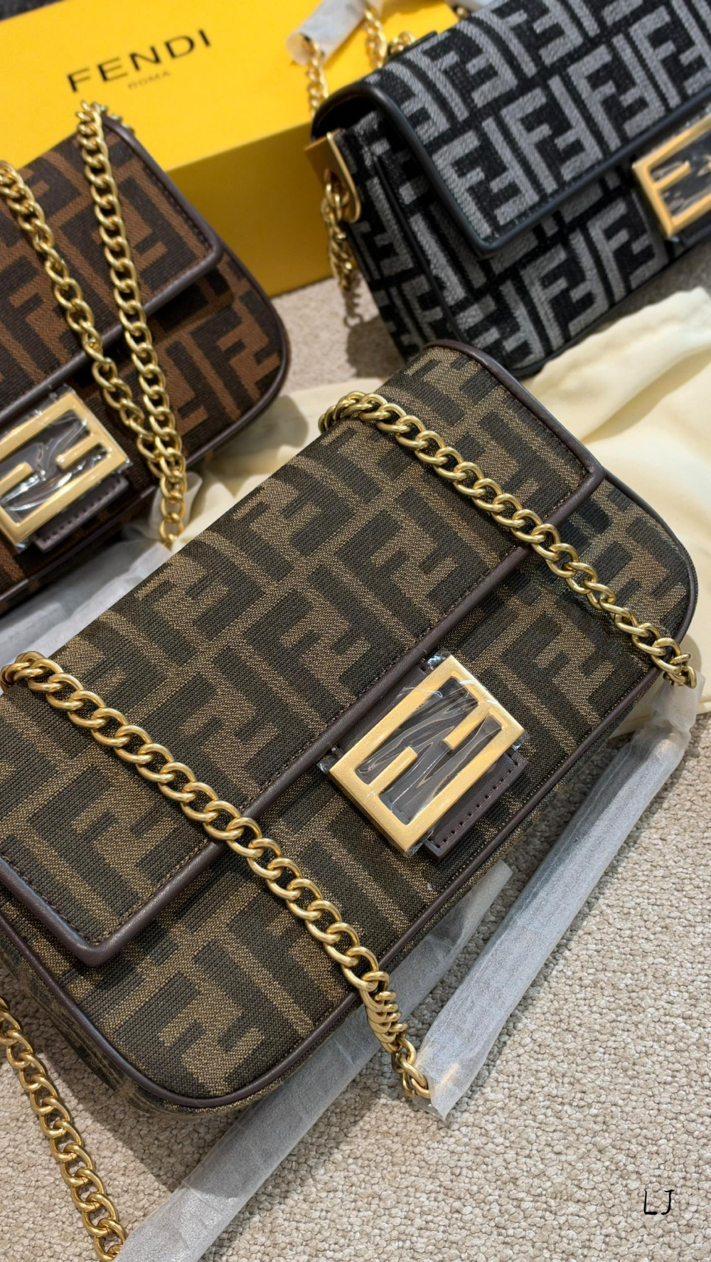 FEM38 New arrive fashion olive green black brown blue bag for woman hands bag beautiful gift to choose gift 26cm