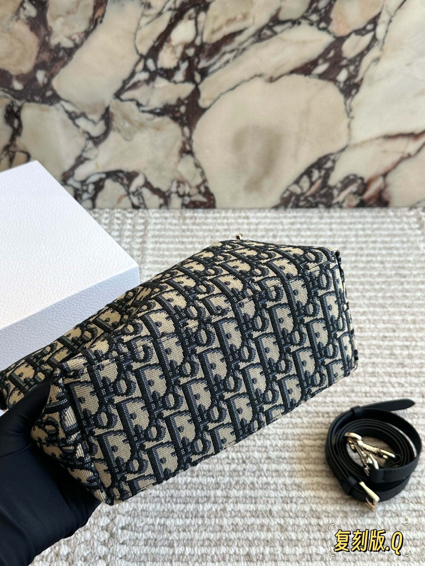 DEM235 New Arrive Hot Sale Black design  Fashion Bag It Come with Box