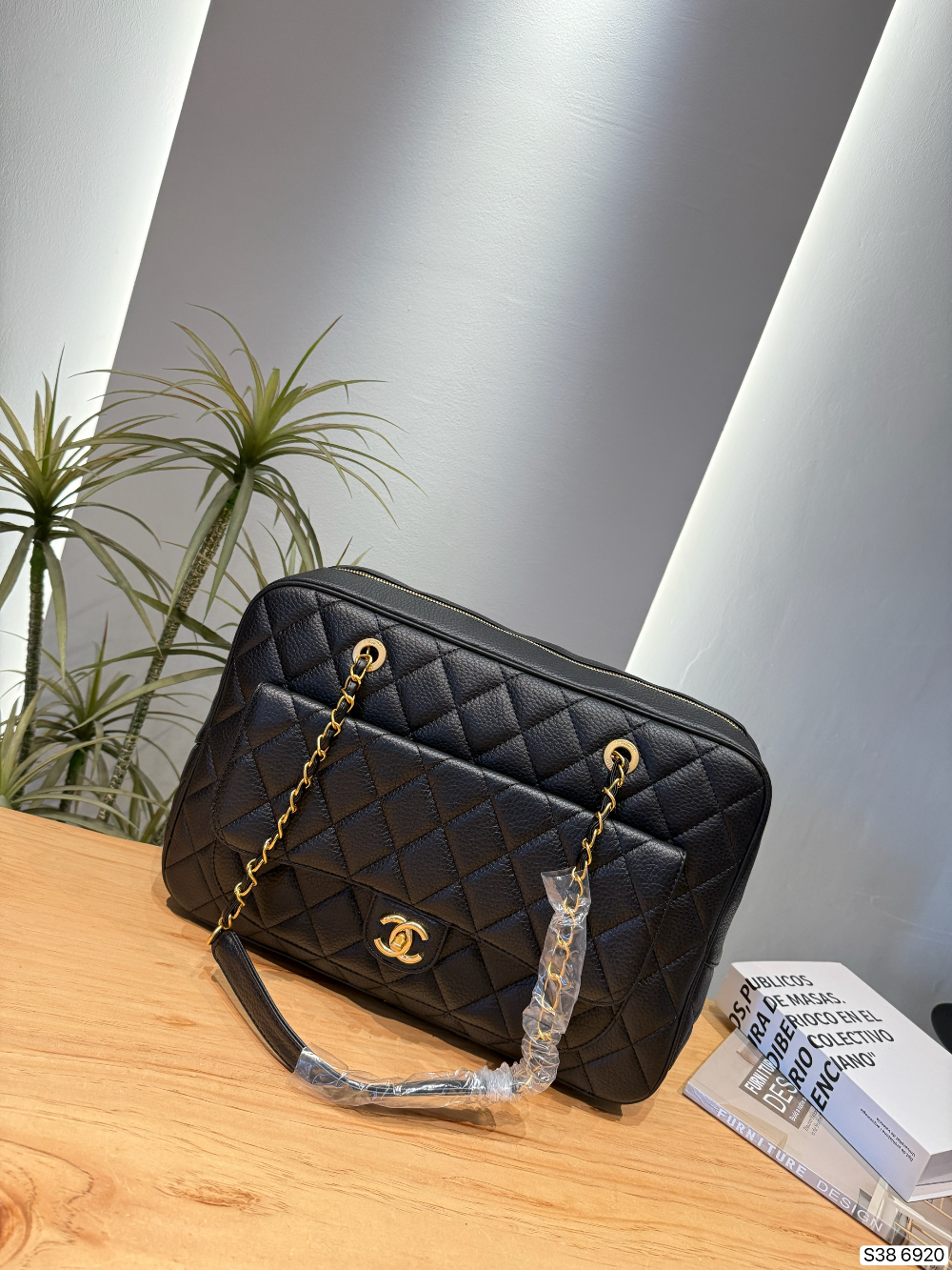 CEM296 New arrive fashion black bag for woman hands bag beautiful gift to choose gift 40*27cm