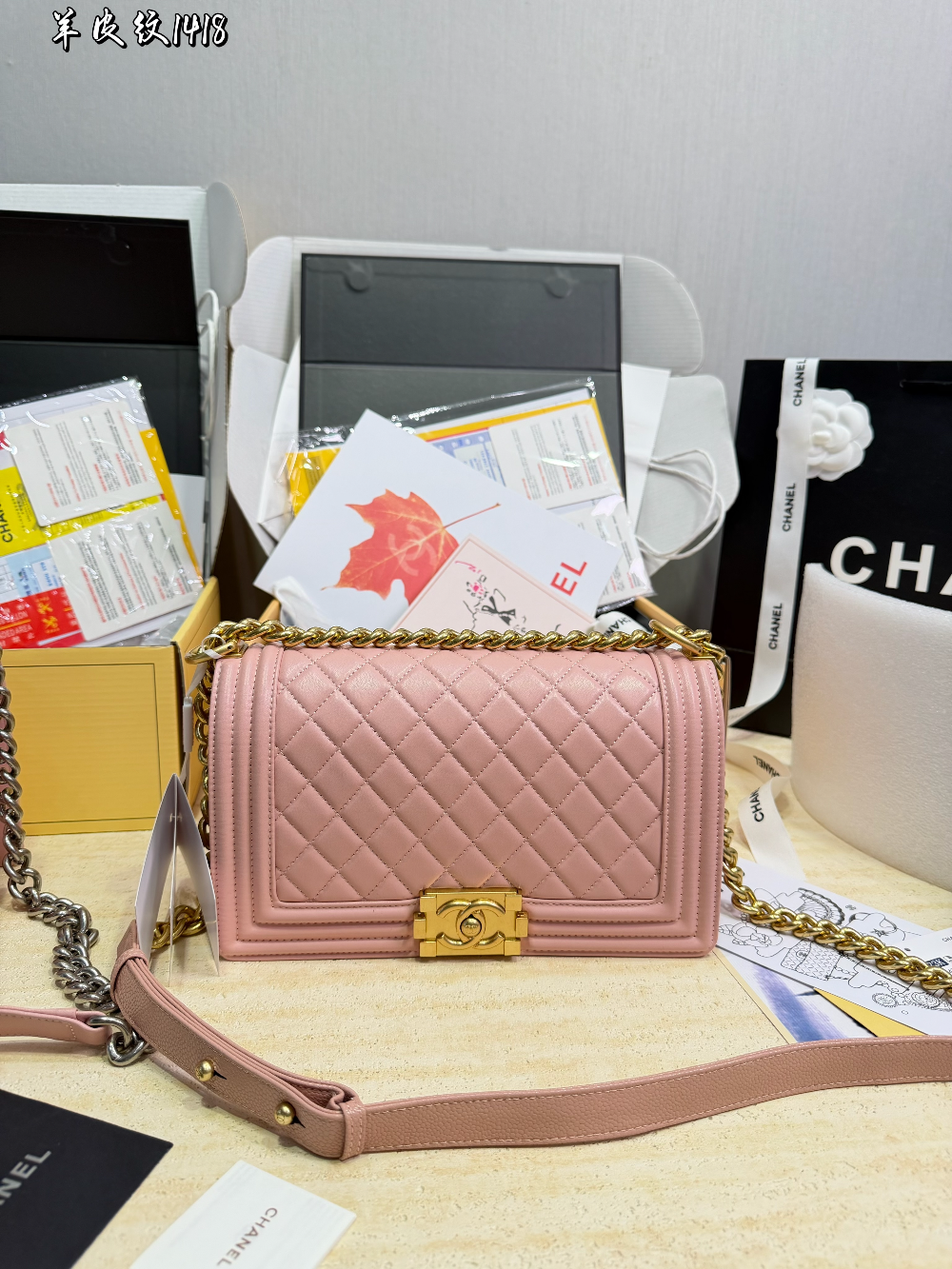 CEM292 New arrive fashion black white pink bag for woman hands bag beautiful gift to choose gift 25*15cm