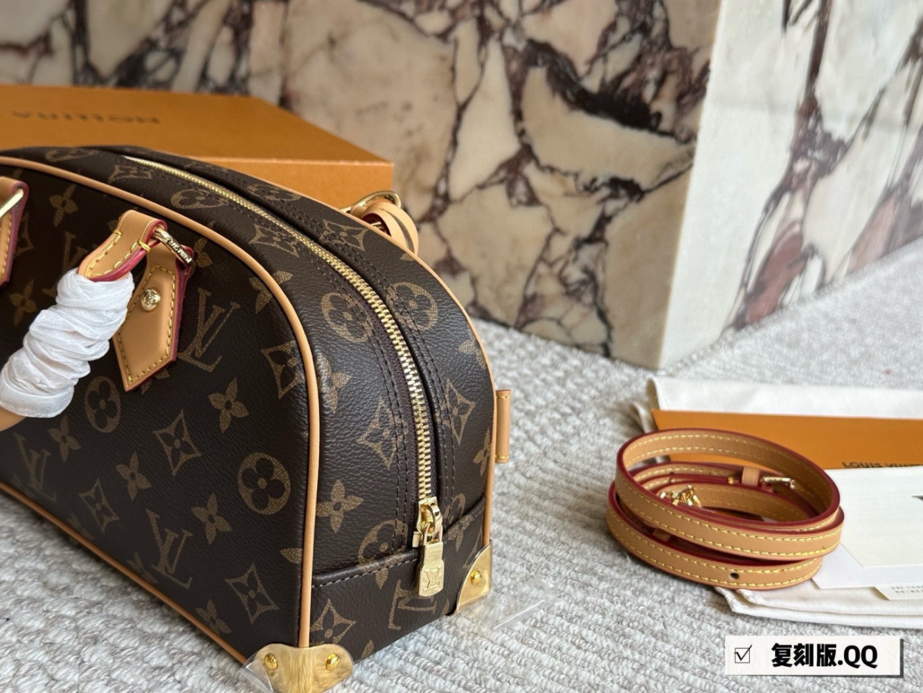 LEM517 New arrive fashion white brown bag for woman hands bag beautiful gift to choose gift 27*19cm