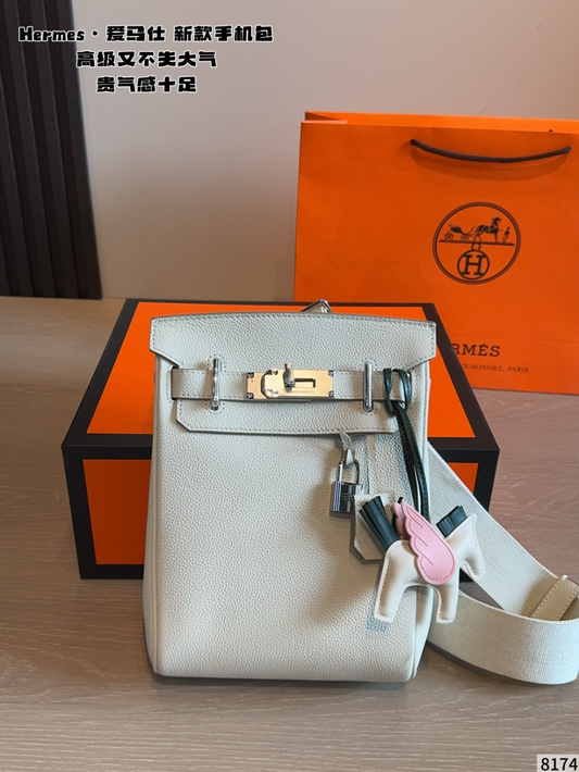 HEM124 New arrive fashion olive green black white brown gray dark blue light blue color bag for woman beautiful gift to choose gift size to choose 18*8*26cm
