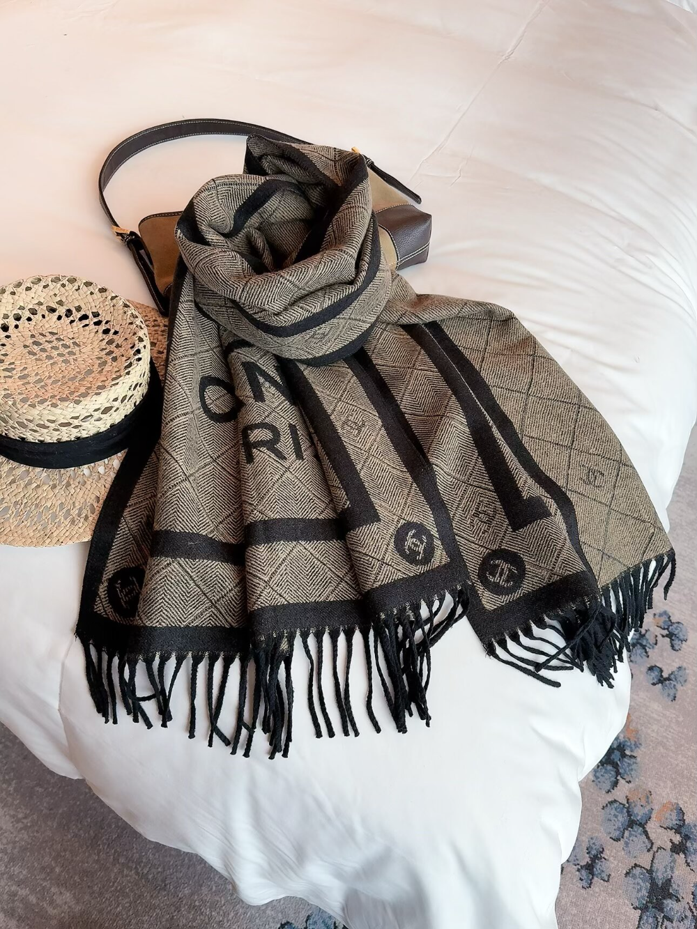 CEM389 new arrive  Hot sale  brown cream color fashion beautiful  scarf  for woman gift  to choose