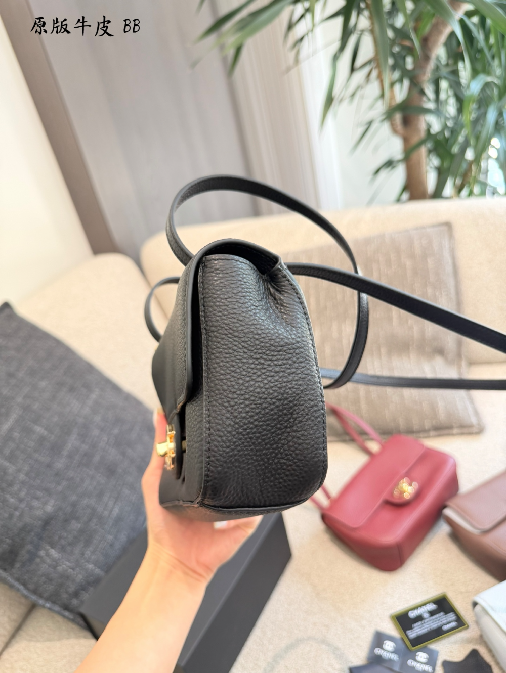 CEM310 New arrive fashion black white red brown bag for woman hands bag beautiful gift to choose gift 20cm