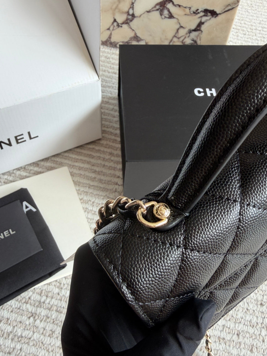 CEM282 New arrive fashion  black bag for woman hands bag beautiful gift to choose gift 19 x10cm