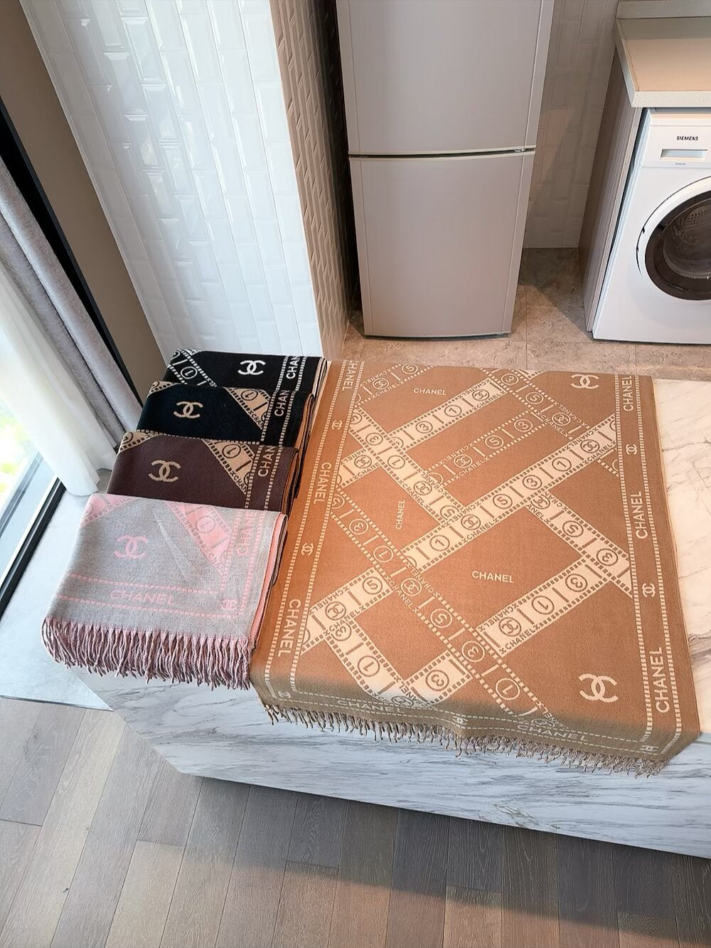 CEM186 Scarf Designer Classic Plaid Women Man Designer Scarf 100% Cashmere Scarves For Winter Warm Womens and mens Long Wrs SIZE  65*200cm