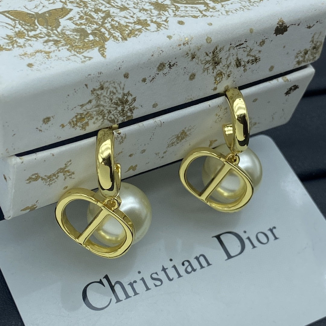 DEM275 New Arrive Fashion  Hot Sale  with Pearl Earring  for Woman Jewelry To Choose