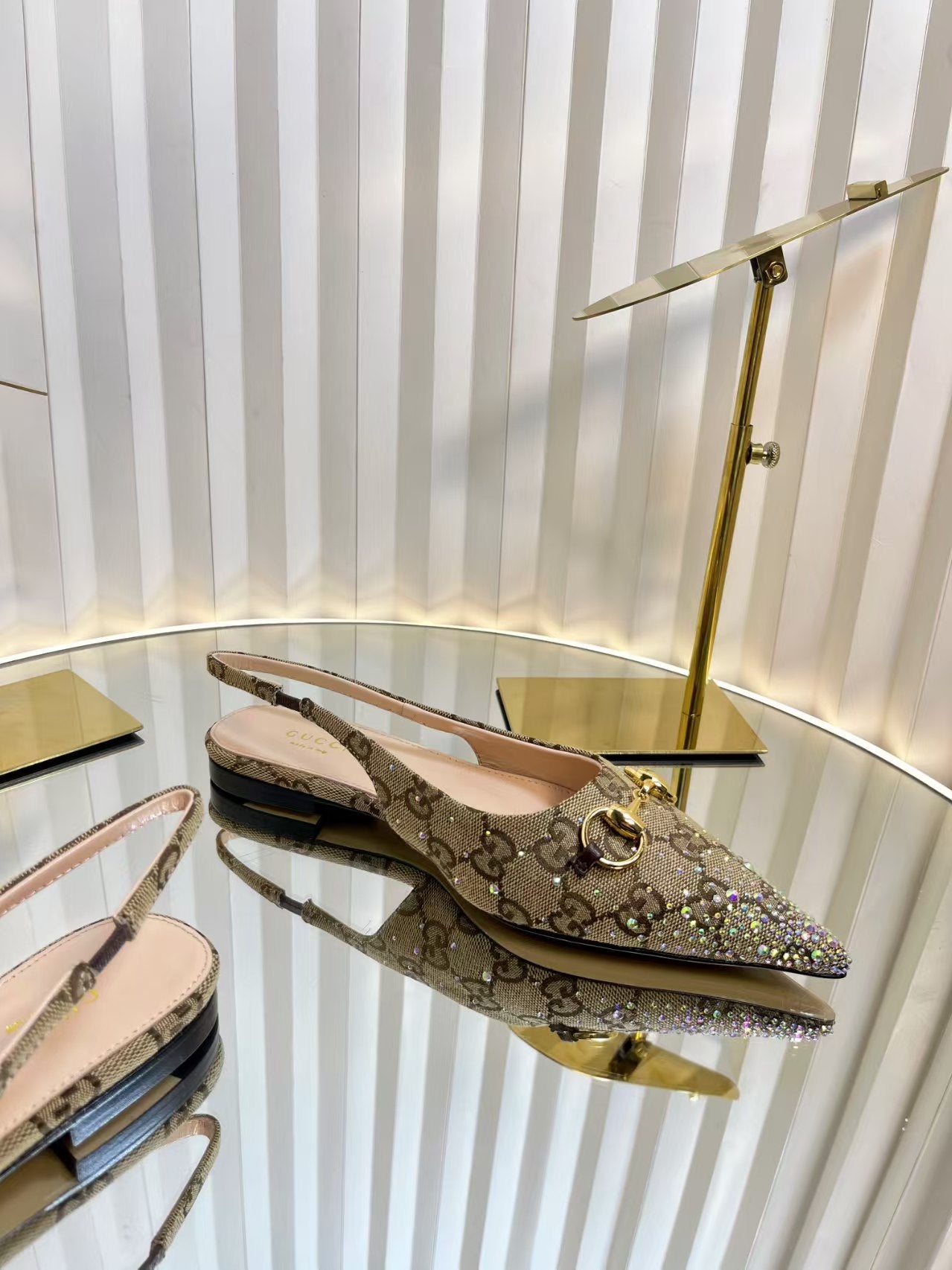 GEM138 Wholesale Outdoor Women men Shoes Famous Designer Brand Female Casual shoes Fashion for Lady