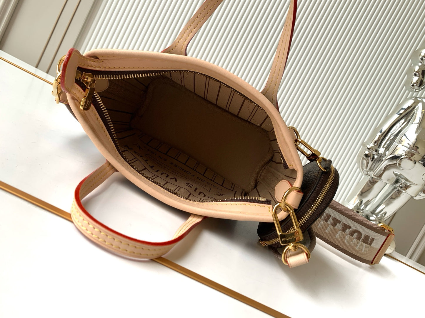 LEM375 New arrive fashion design bag for woman handbag beautiful gift to choose gift 24x14x9CM