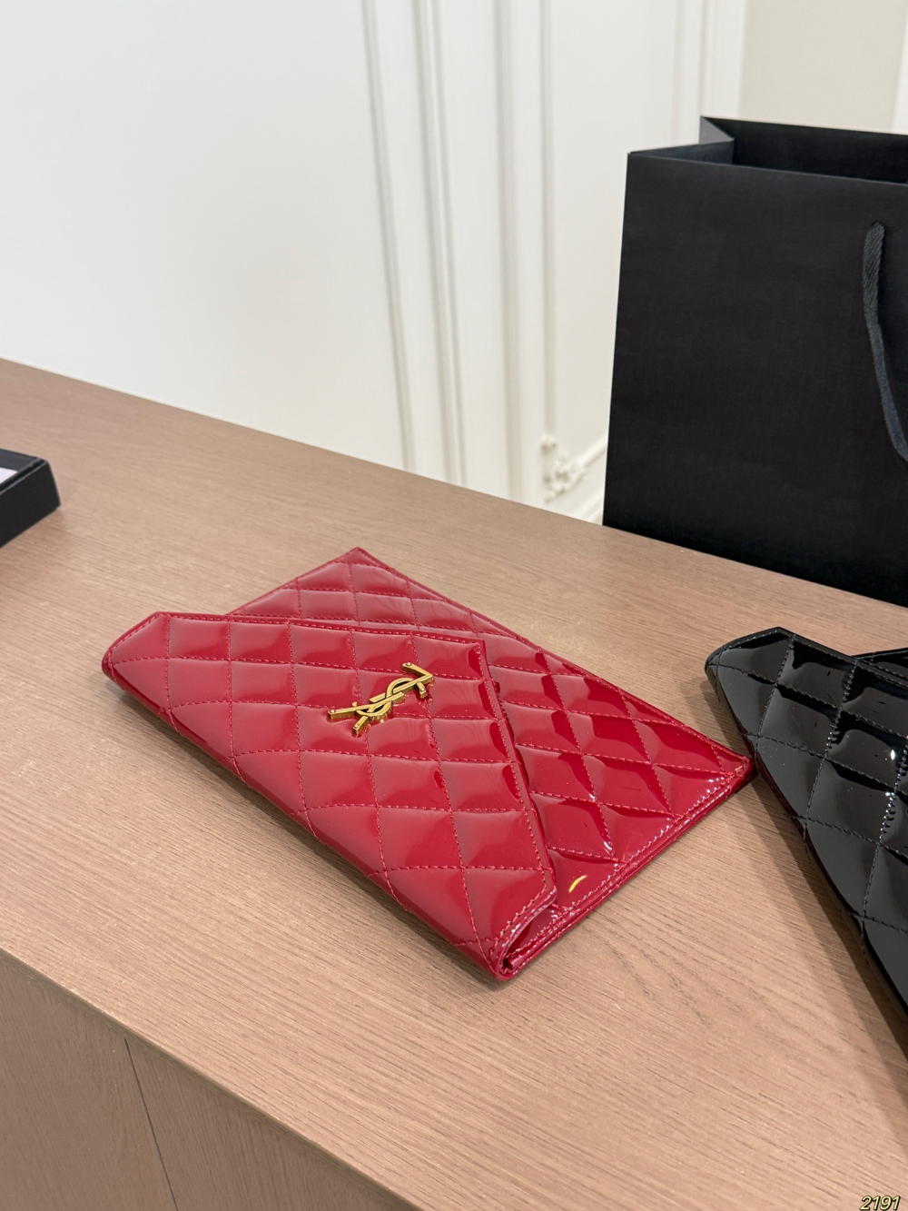 YLEM19 New arrive fashion black red color bag for woman beautiful gift to choose 27*16 cm