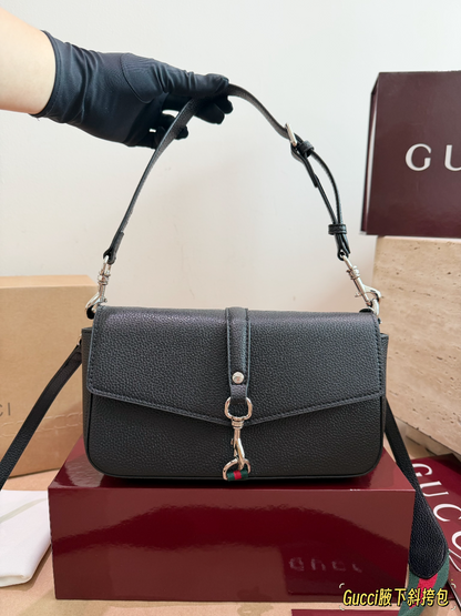 GEM222 New arrive fashion black red green purple color bag for woman beautiful gift to choose size 23*13cm
