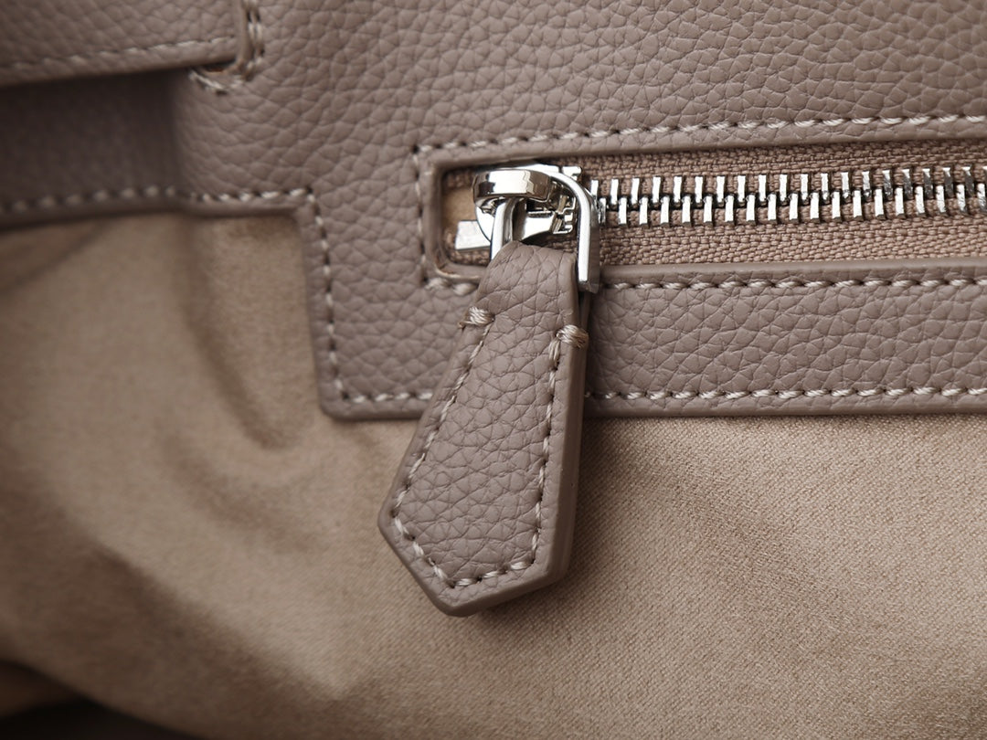 LEM298 Designer Bag On the go Embossed Flower Large Capacity Tote Bag Fashion Femme Shoulder Bags Women Handbag Handle Lady Totes Bag Luxurys Female