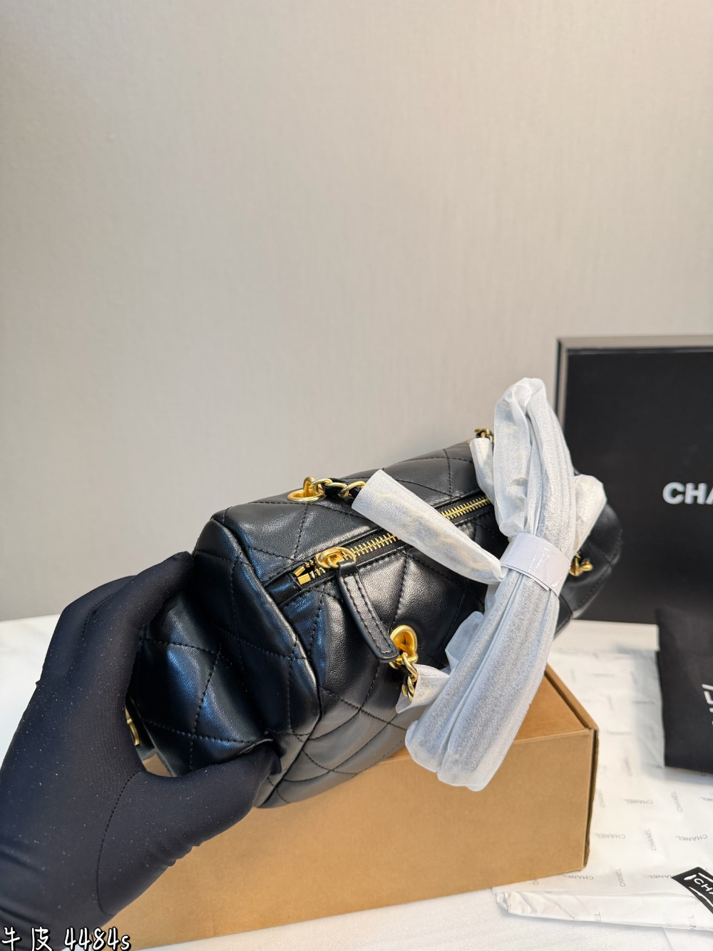 CEM294 New arrive fashion black bag for woman hands bag beautiful gift to choose gift 25*15cm