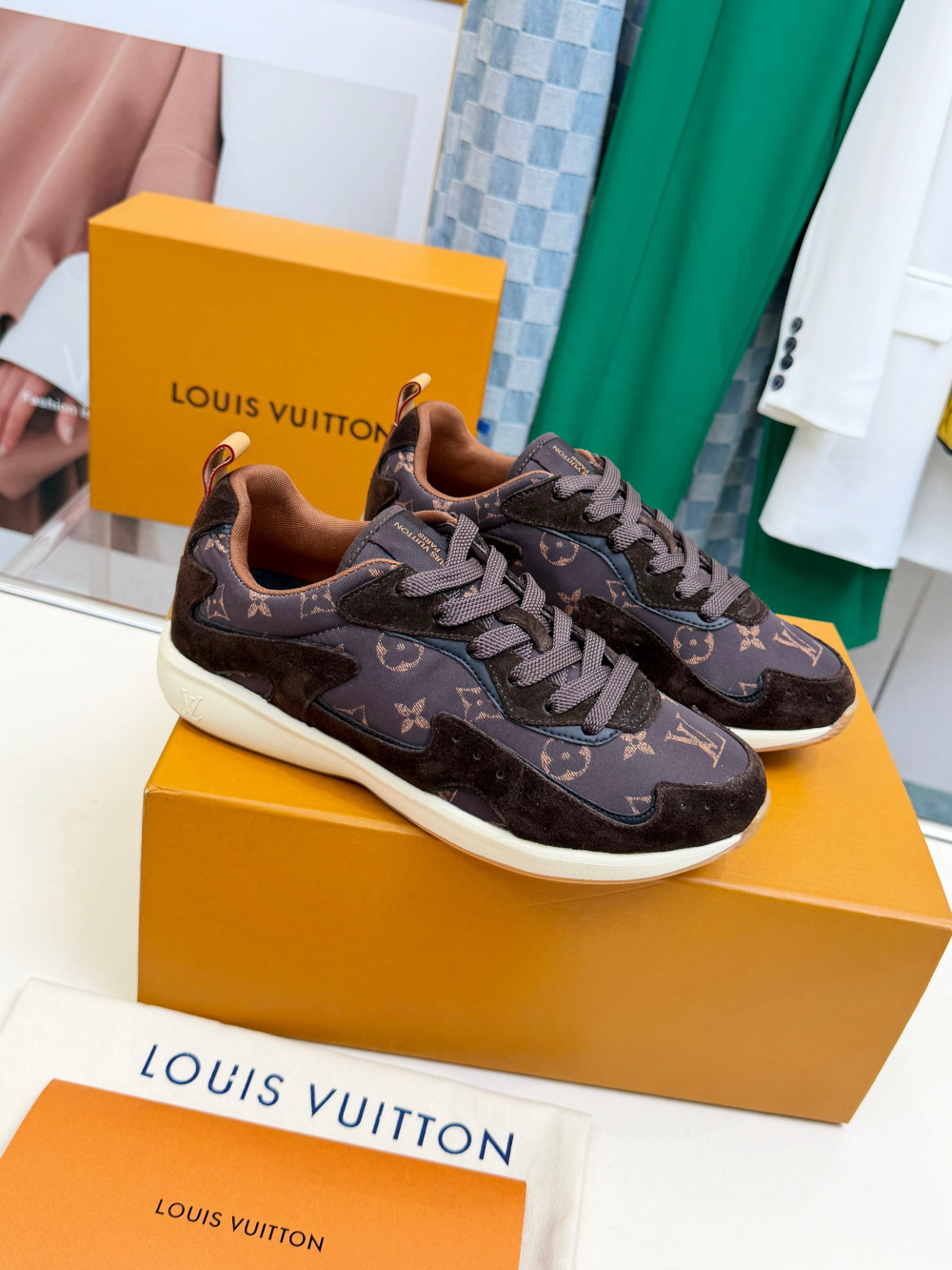 LEM551 New fashionable dark brown yellow women's shoes men's shoes available in various colors beautiful slippers excellent gift item size 39 to 46