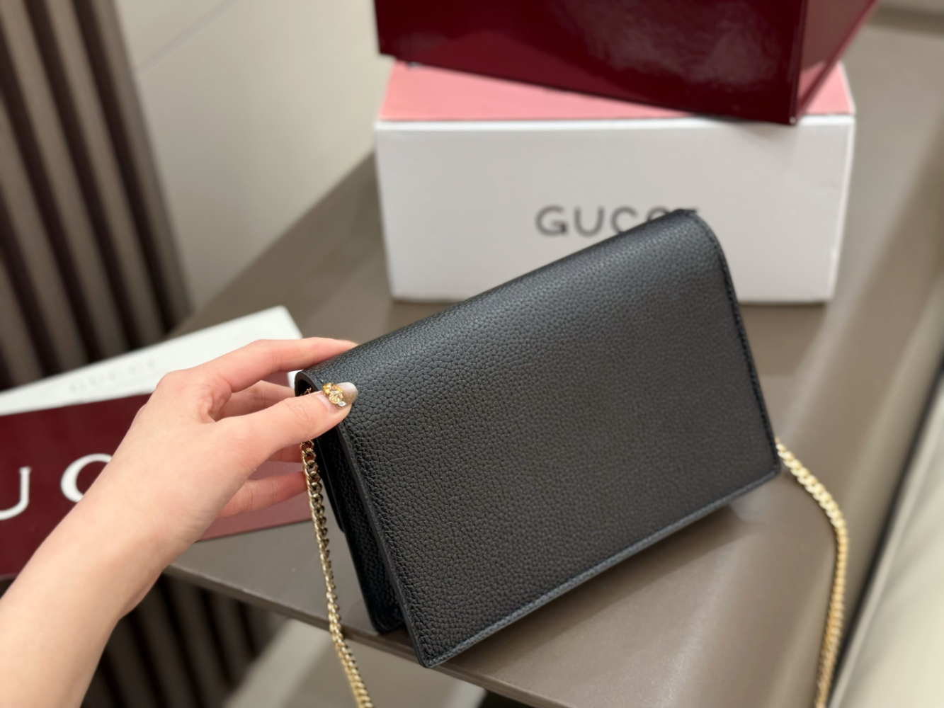 GEM158 New arrive fashion black Red White Green bag for woman hands bag beautiful gift to choose gift 20*6*13cm