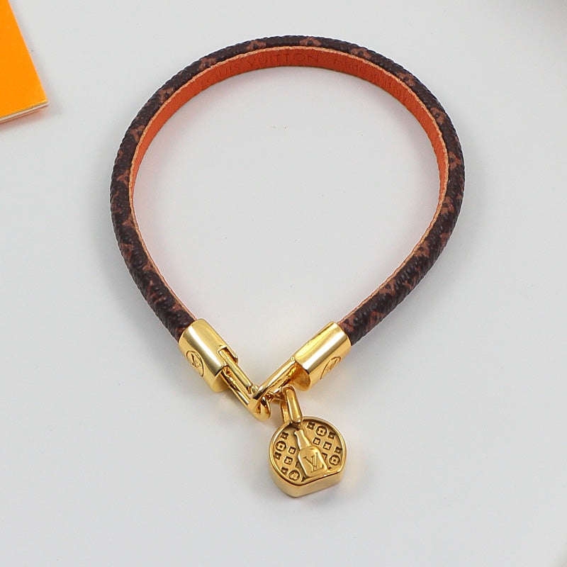 LEM307 New arrive Fashion  pendant bracelet wrapped in round cakes titanium steel bracelet couple accessories for woman