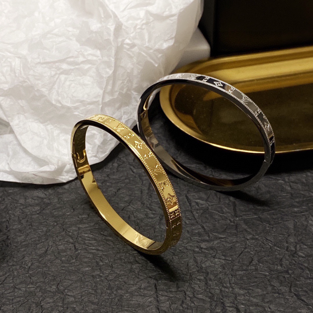LEM400 New Fashion Open Flower Silver and Gold Color Bracelet Metal Letter Wristband Bracelet Couple Accessories for Woman
