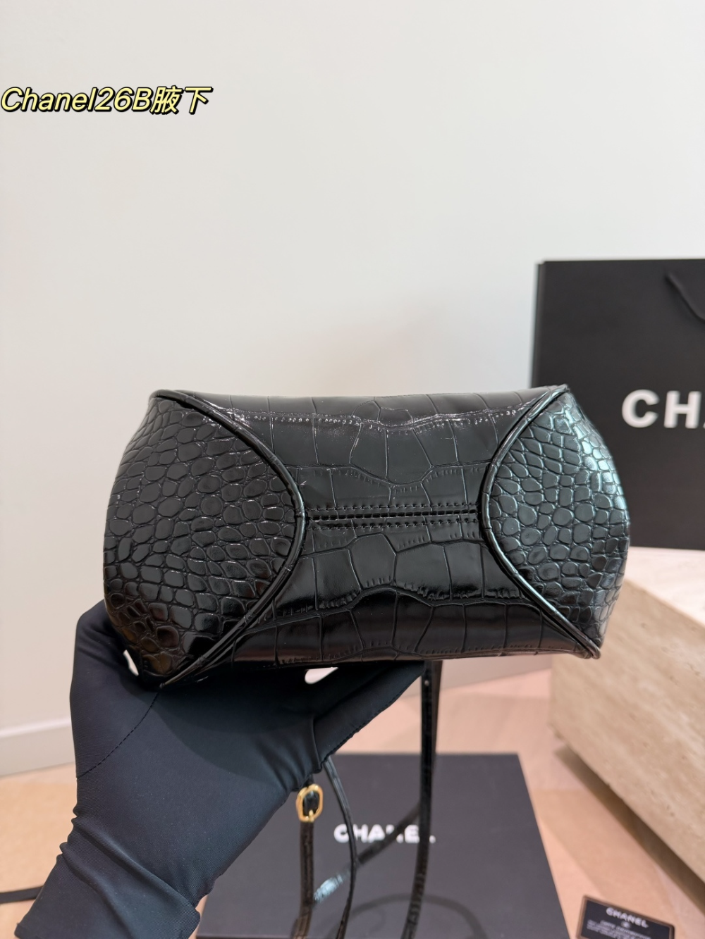 CEM488 New arrive fashion black red coffee bag for woman hands bag beautiful gift to choose gift 23x12cm