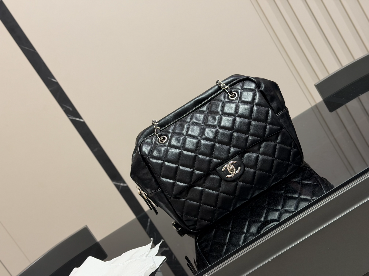 CEM372 New arrive fashion black color bag for woman beautiful gift to choose 30*24cm