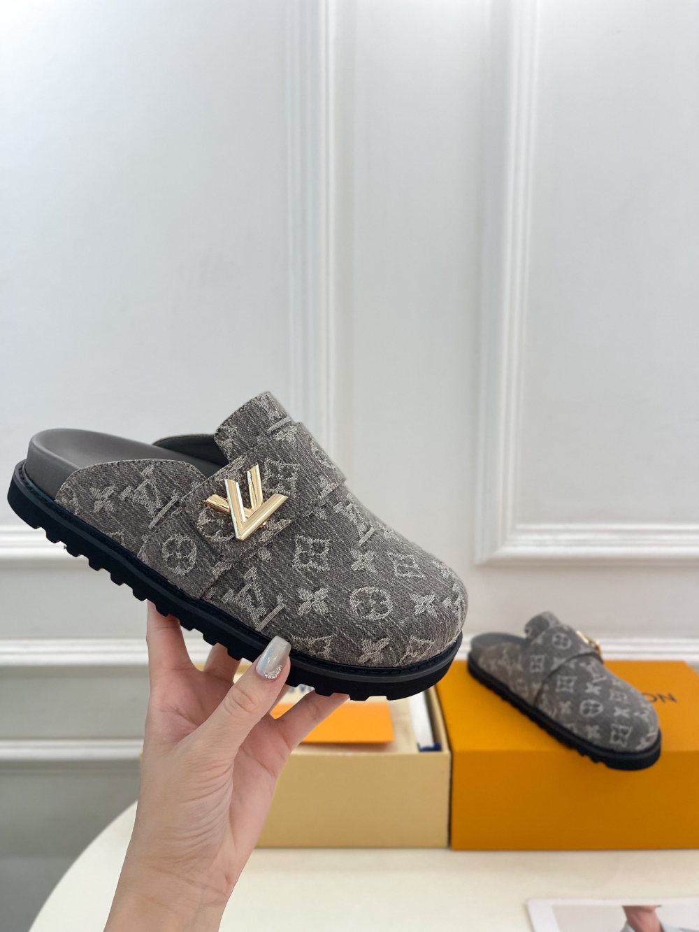 LEM451  Designer women Slippers sandals shoes for women high quality size 35 to 41