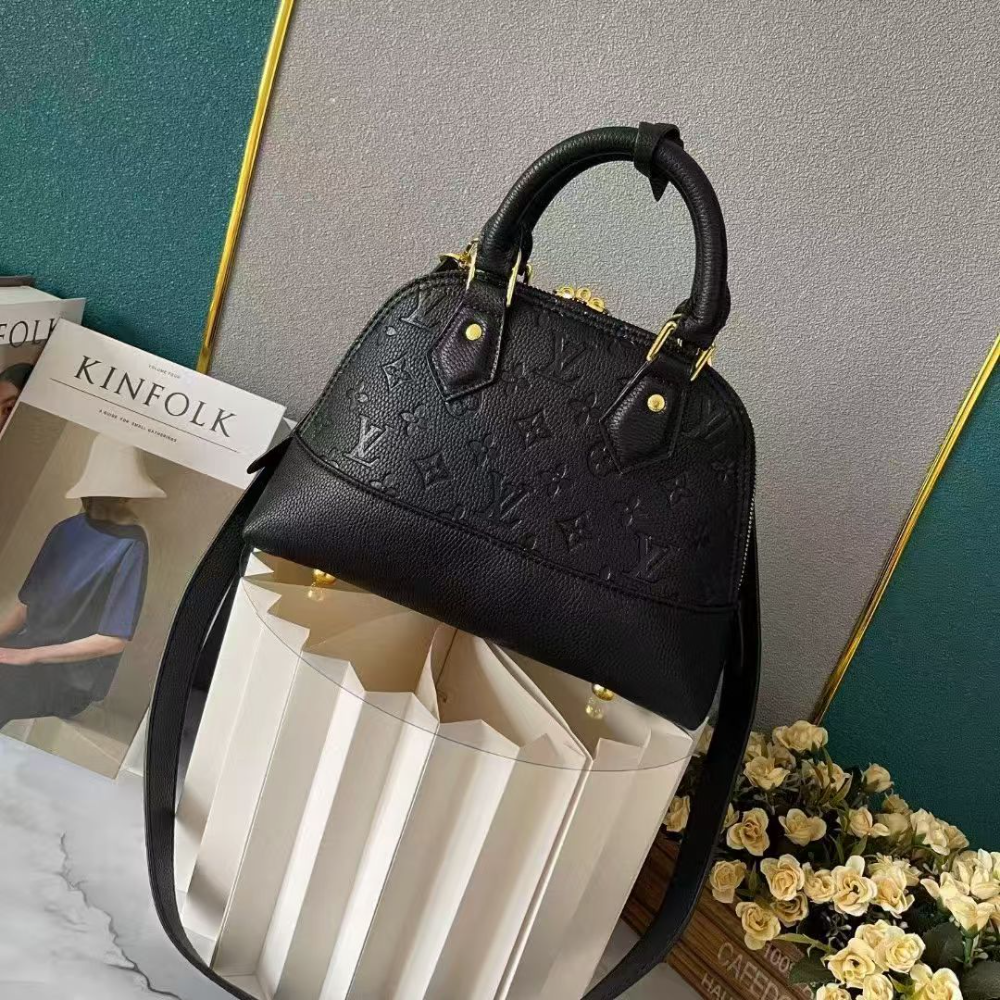 LEM457 New arrive fashion black bag for woman hands bag beautiful gift to choose gift 25.0x18.0x12.0 cm