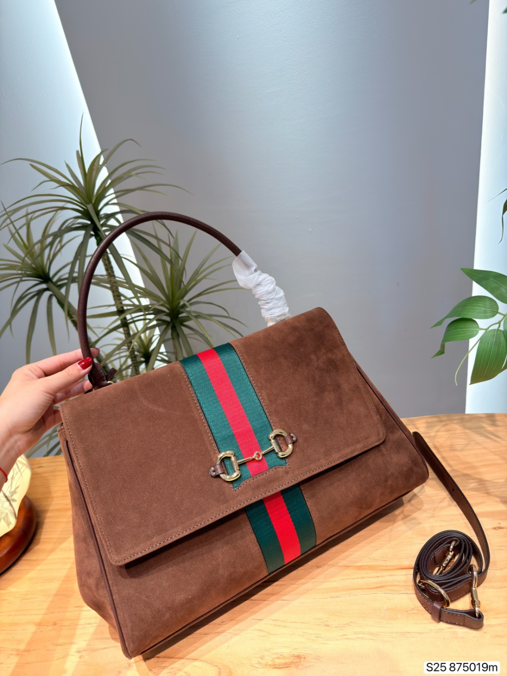 GEM220 New arrive fashion black blue color bag for woman beautiful gift to choose size 37*27cm