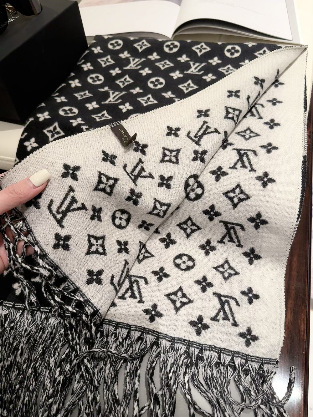 LEM548 new arrive  Hot sale black pink color fashion beautiful  scarf  for woman gift  to choose size 180*60cm