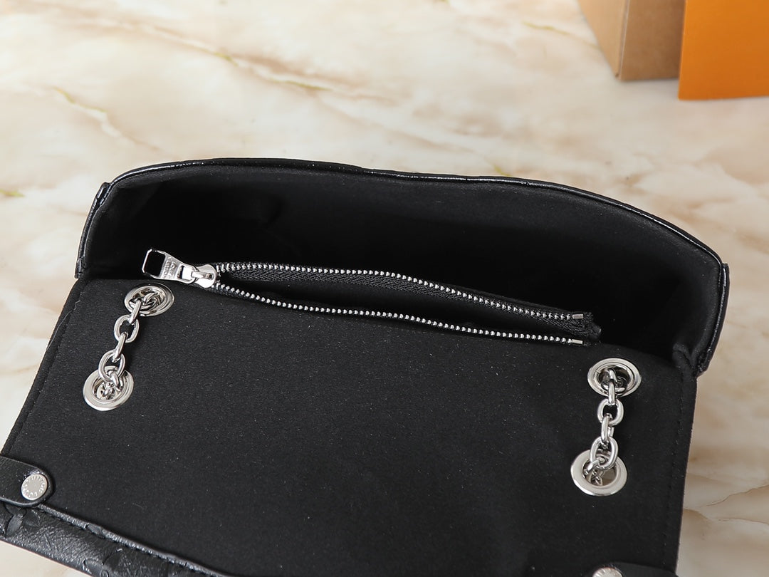 LEM337  Hot sale fashion black bag for woman hand bag beautiful gift  27 x 16 x 8cm size