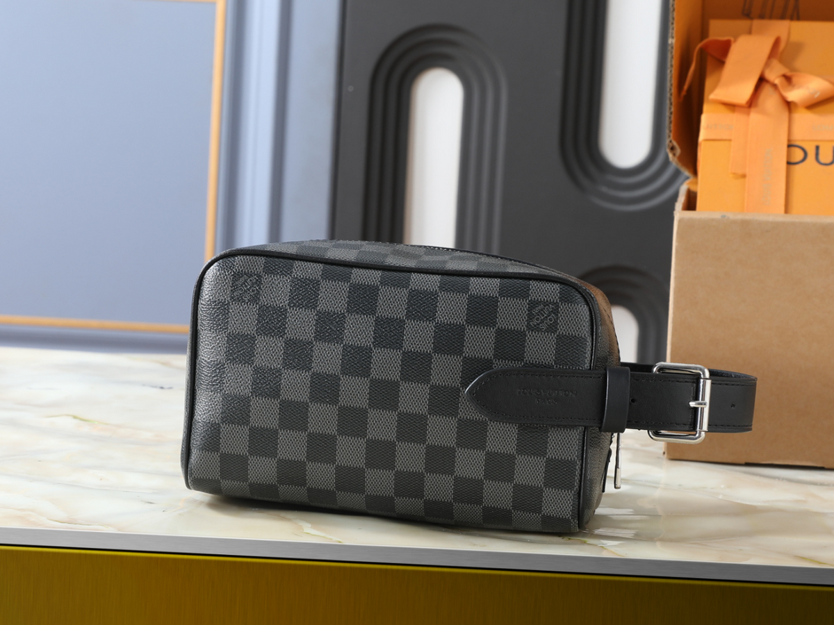LEM623 New arrive fashion black brown bag for woman hands bag beautiful gift to choose gift 23 x 12 x 13cm