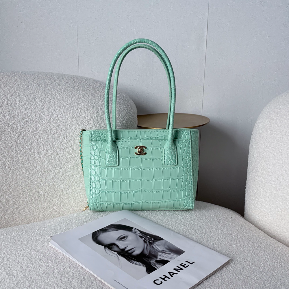 CEM502 New arrive fashion  black red mint green bag for woman hands bag beautiful gift to choose gift 24.5*20*10cm