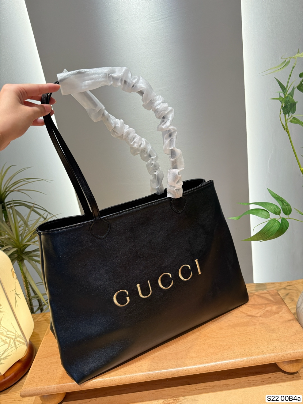 GEM261 New arrive fashion black grey khaki light brown bag for woman hands bag beautiful gift to choose gift  41*32cm