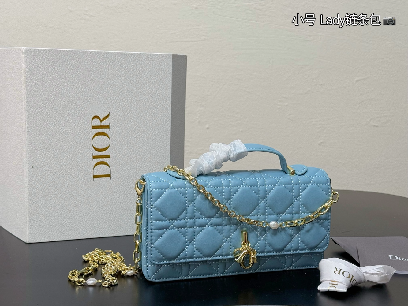 CEM275 The new fashionable diamond-patterned chain bag for ladies is highly fashionable and versatile It is an exquisite gift and an excellent choice for giving as a present 21x12cm