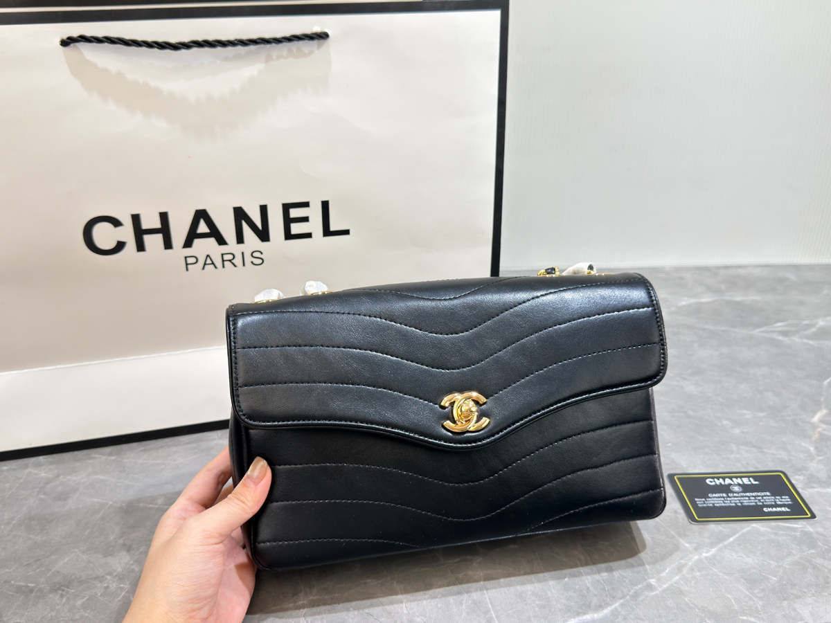 CEM482 New arrive fashion  red black white orange bag for woman hands bag beautiful gift to choose gift 25 *16 cm