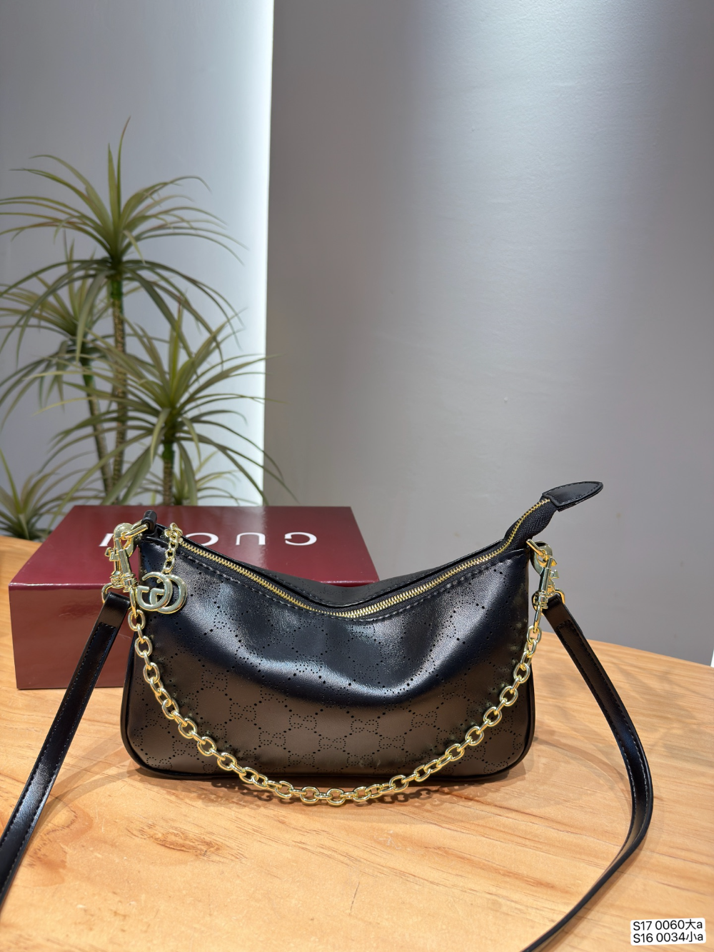 GEM237 New arrive fashion black color bag for woman beautiful gift to choose 2 size