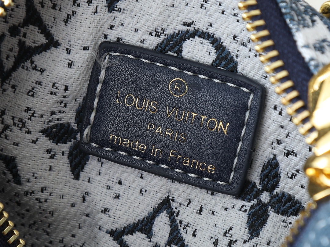 LEM251 Designer Bag Shoulder Bag Crossbody Bag Luxury Bag Purse Designer 16 x 10 x 7.5CM