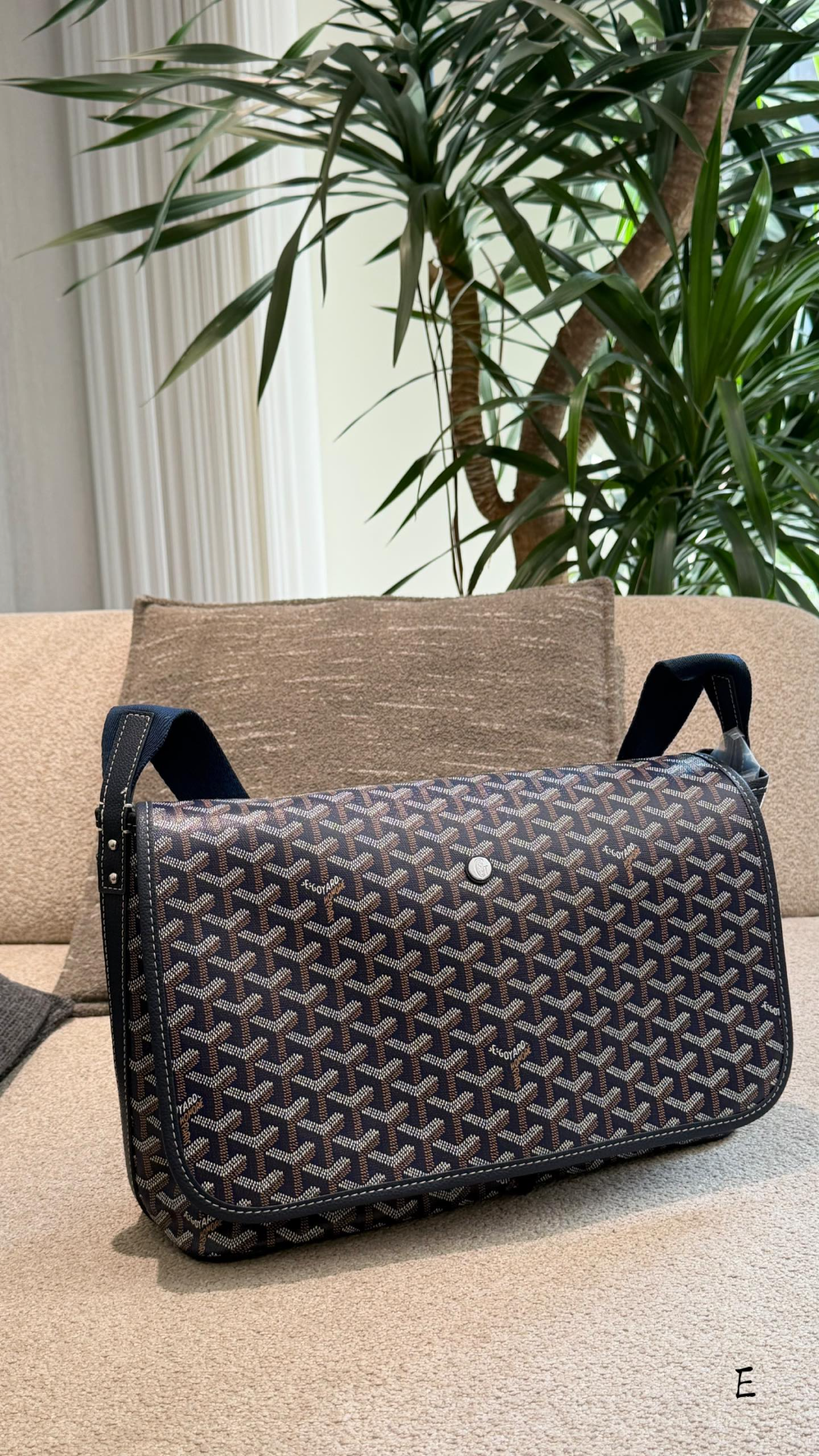 GOEM11 New arrive fashion green grey deeppblue brown color bag for woman beautiful gift to choose
