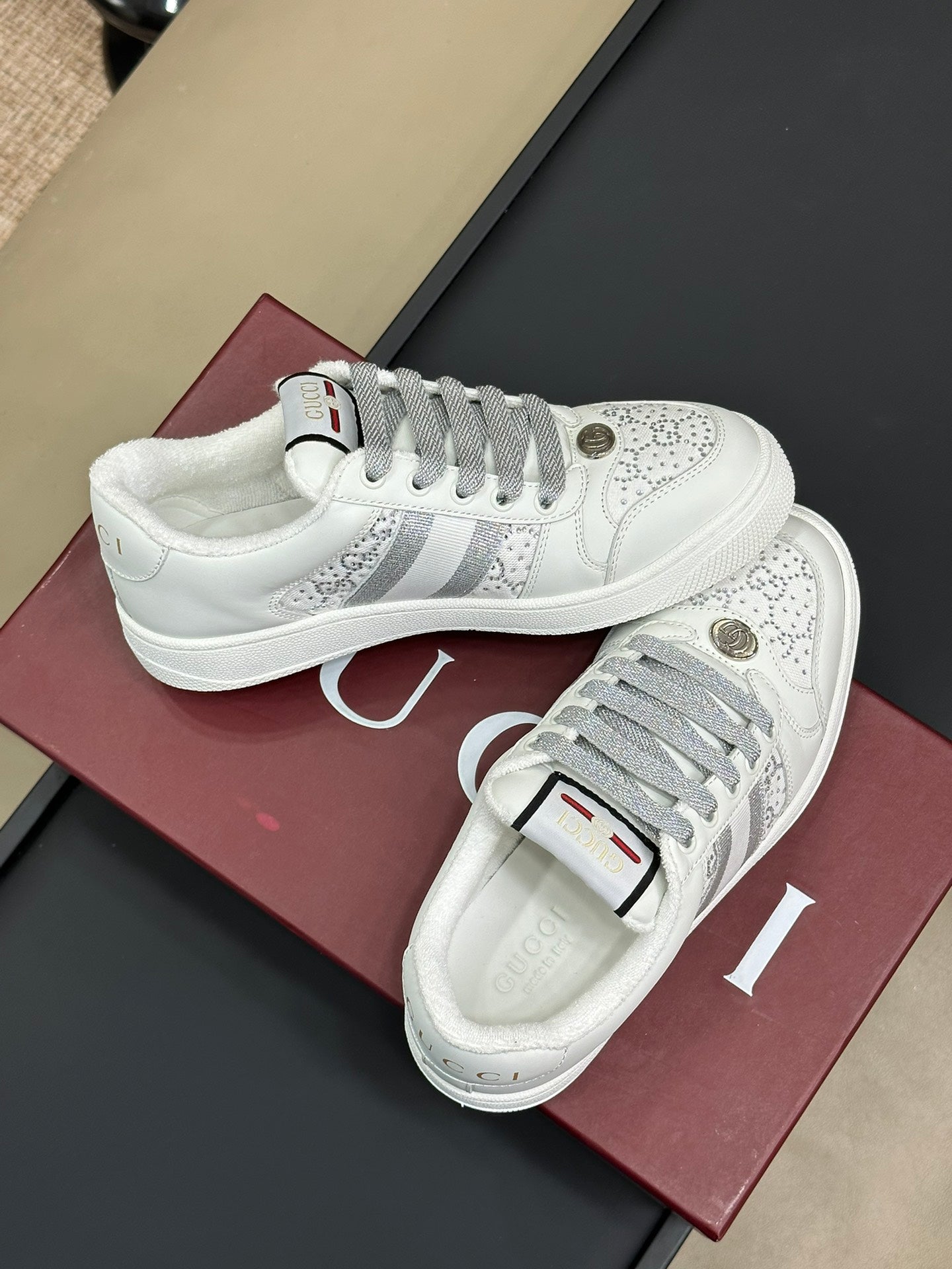 GEM119 New arrive fashion blue color shose for woman men beautiful gift to choose gift