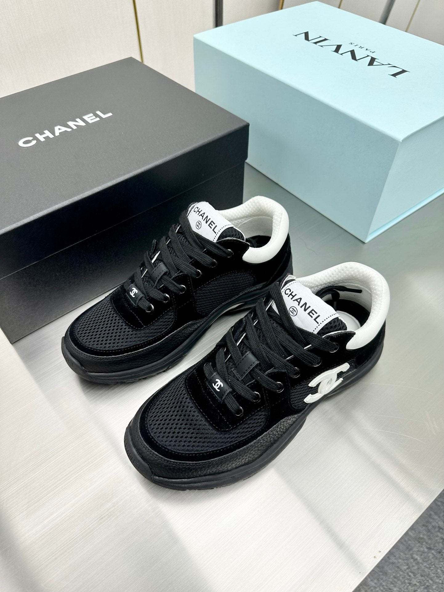 CEM229 New arrive fashion black and white shose for woman men beautiful gift to choose gift
