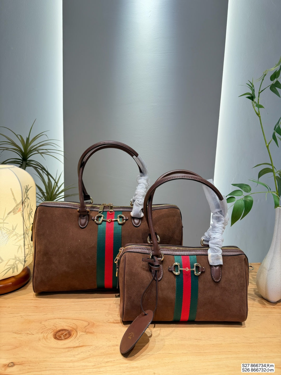 GEM221 New arrive fashion black brown color bag for woman beautiful gift to choose 2 size