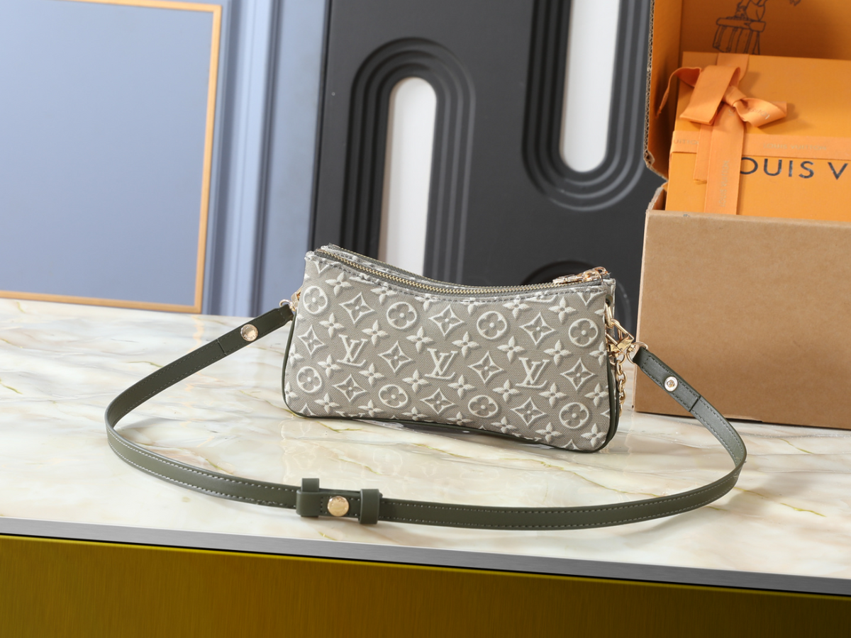 LEM624 New arrive fashion blue grey bag for woman hands bag beautiful gift to choose gift 24.5 x 13.5 x 6.5cm