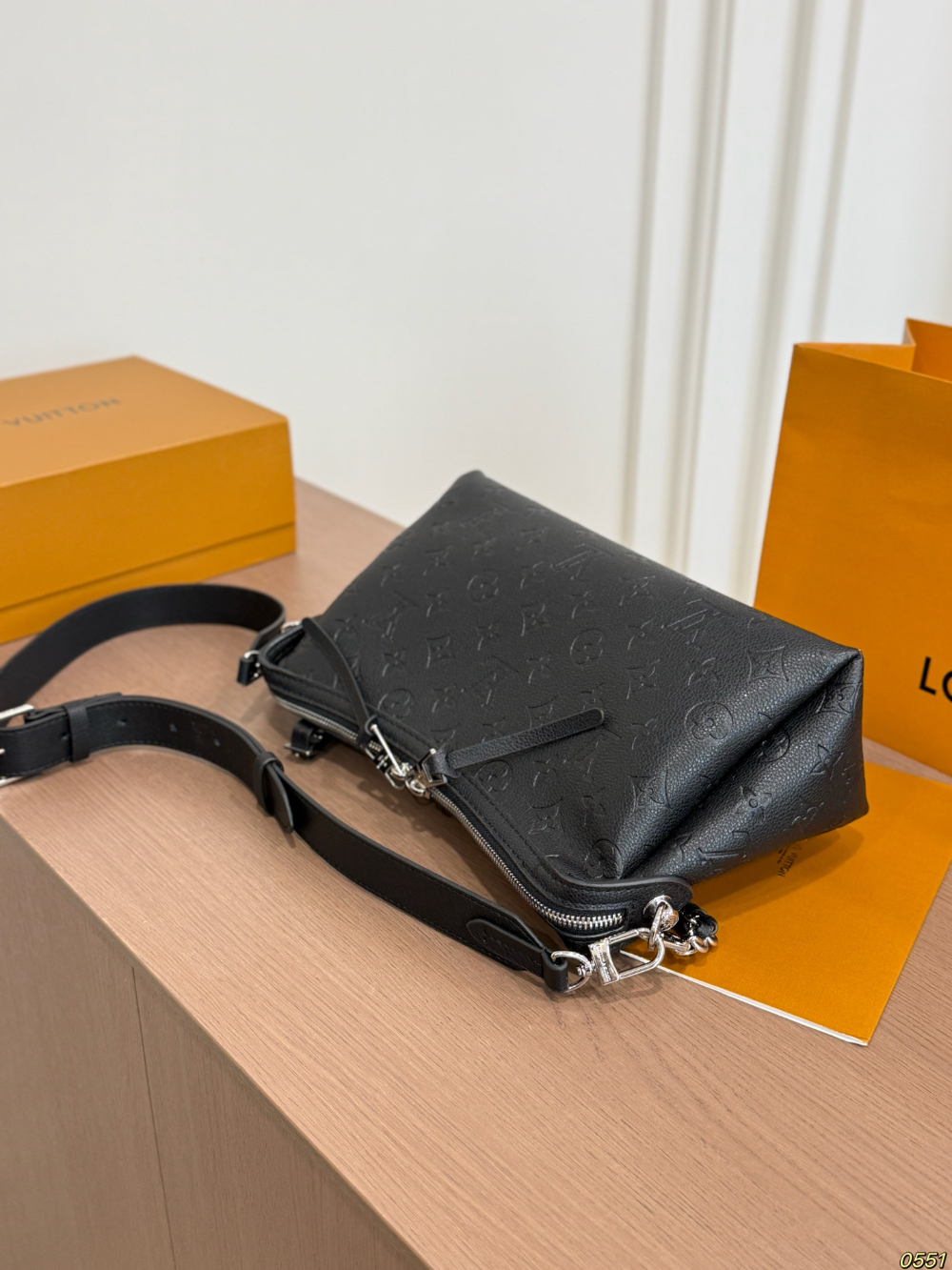 LEM554 New arrive fashion black white grey color bag for woman beautiful gift to choose size 28*17cm