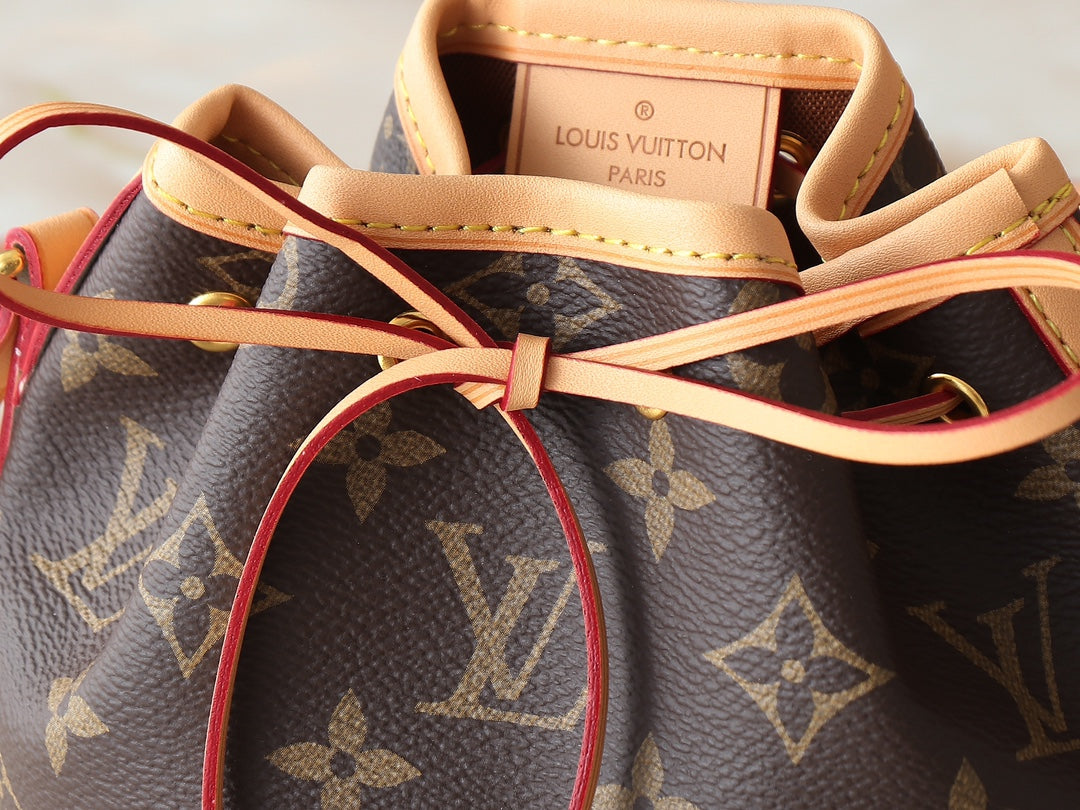 LEM247 13 x 16 x 10 cm Designer Bag Shoulder Bag Crossbody Bag Luxury Bag Purse Designer Temperament Fashion Clash Color Fashion Bag