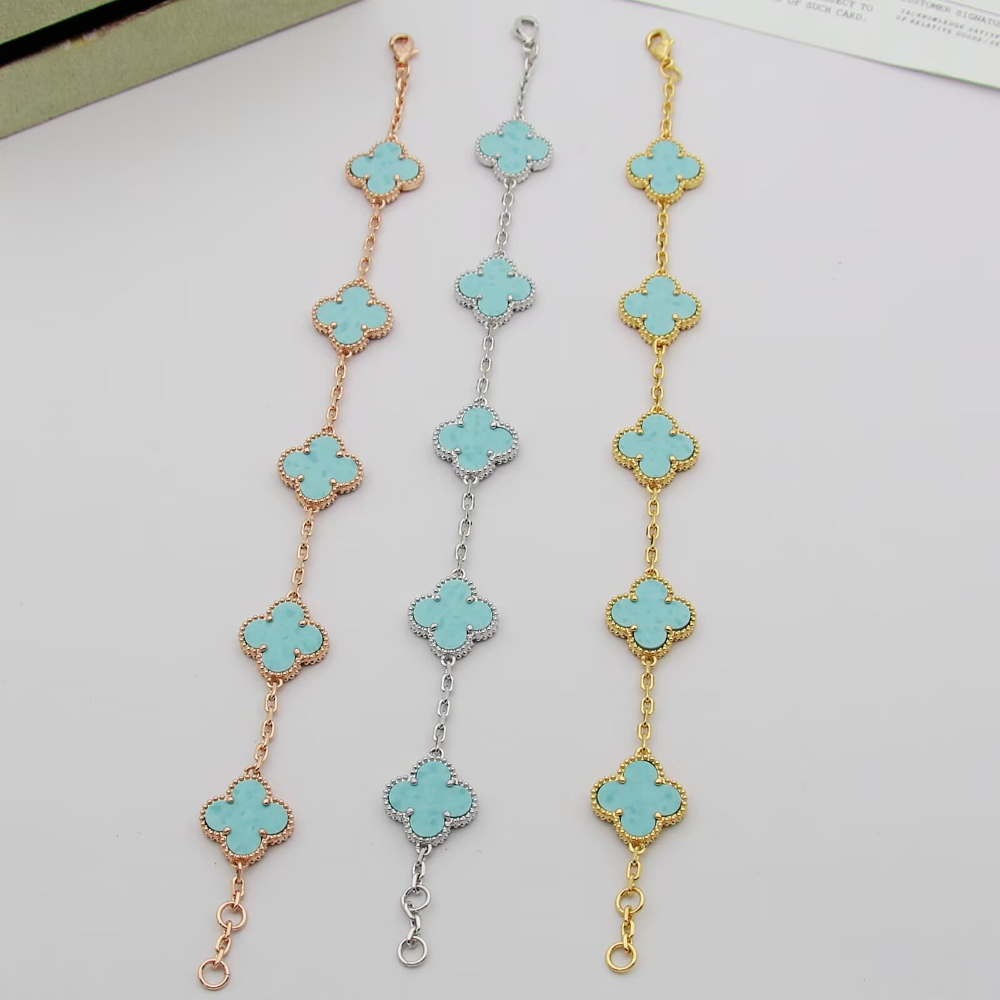 VAEM22 New trendy four-leaf collar chain bracelet personalized luxury high-end accessory available as a gift option